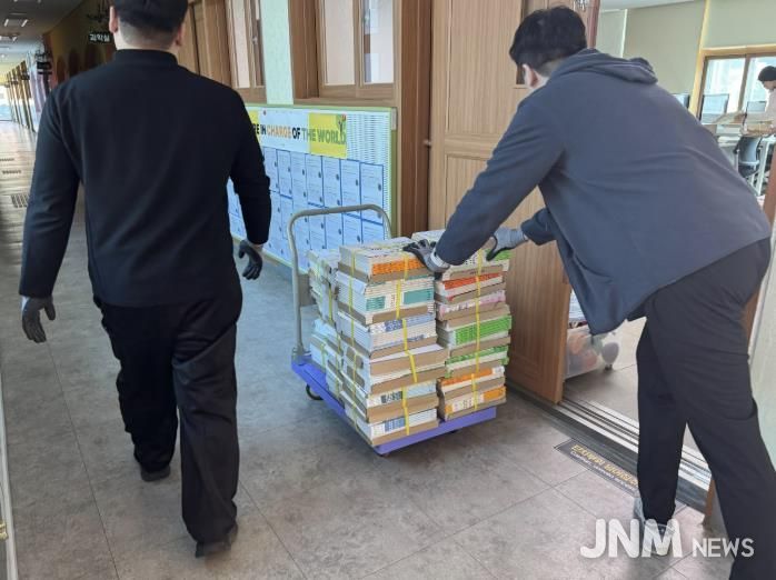 동두천양주교육지원청, 신설학교·소규모 초등학교 교과용도서 배부 지원 실시