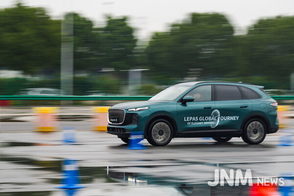 Co-Create · Co-Define: LEPAS Fun Test Drive Initiates a New Paradigm for User Co-Creation