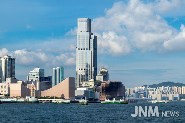 Rosewood Hong Kong is named No.1 in The World