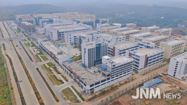 Photo shows the Mule textile and clothing industry park in Guiping which has been put into operation. (Provided by Lin Qiuyun)